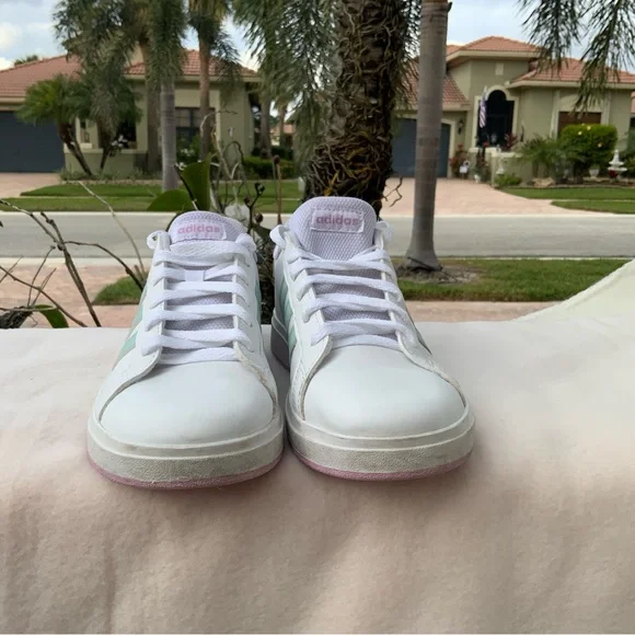 Adidas Women's White and Light Green Sneakers - Picture 7 of 13